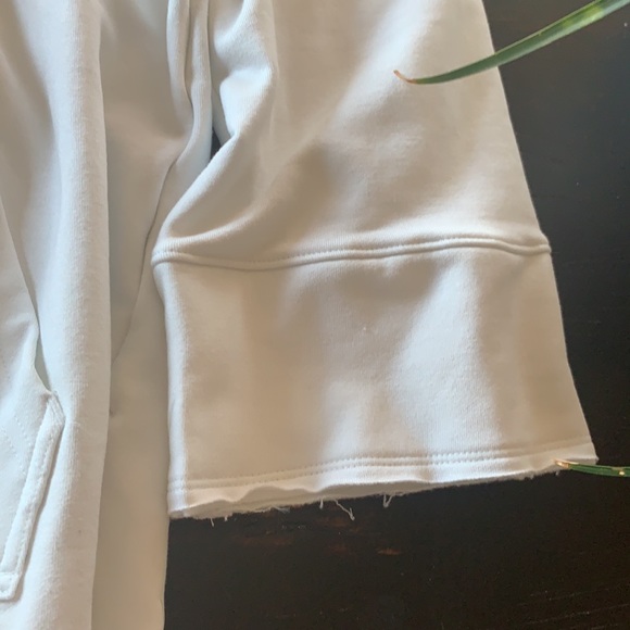 Nike - Picture 2 of 3